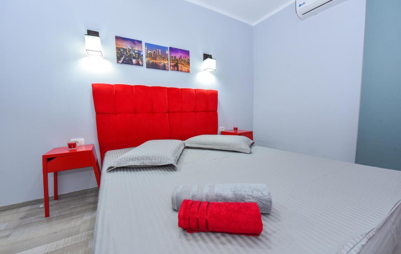 Ideal Old Town Apartment *